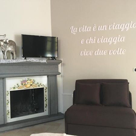 Nonna Laura Bed & Breakfast Pompei Bagian luar foto